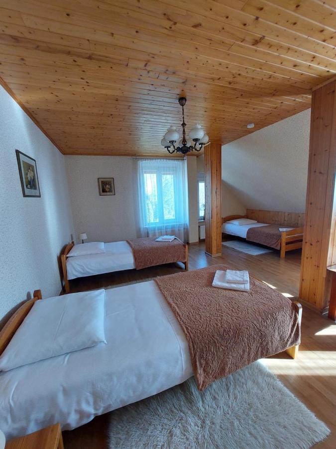 Asmonienes Sveciu Namai "Senoji Mokyklele" Hotel Smalininkai Kültér fotó