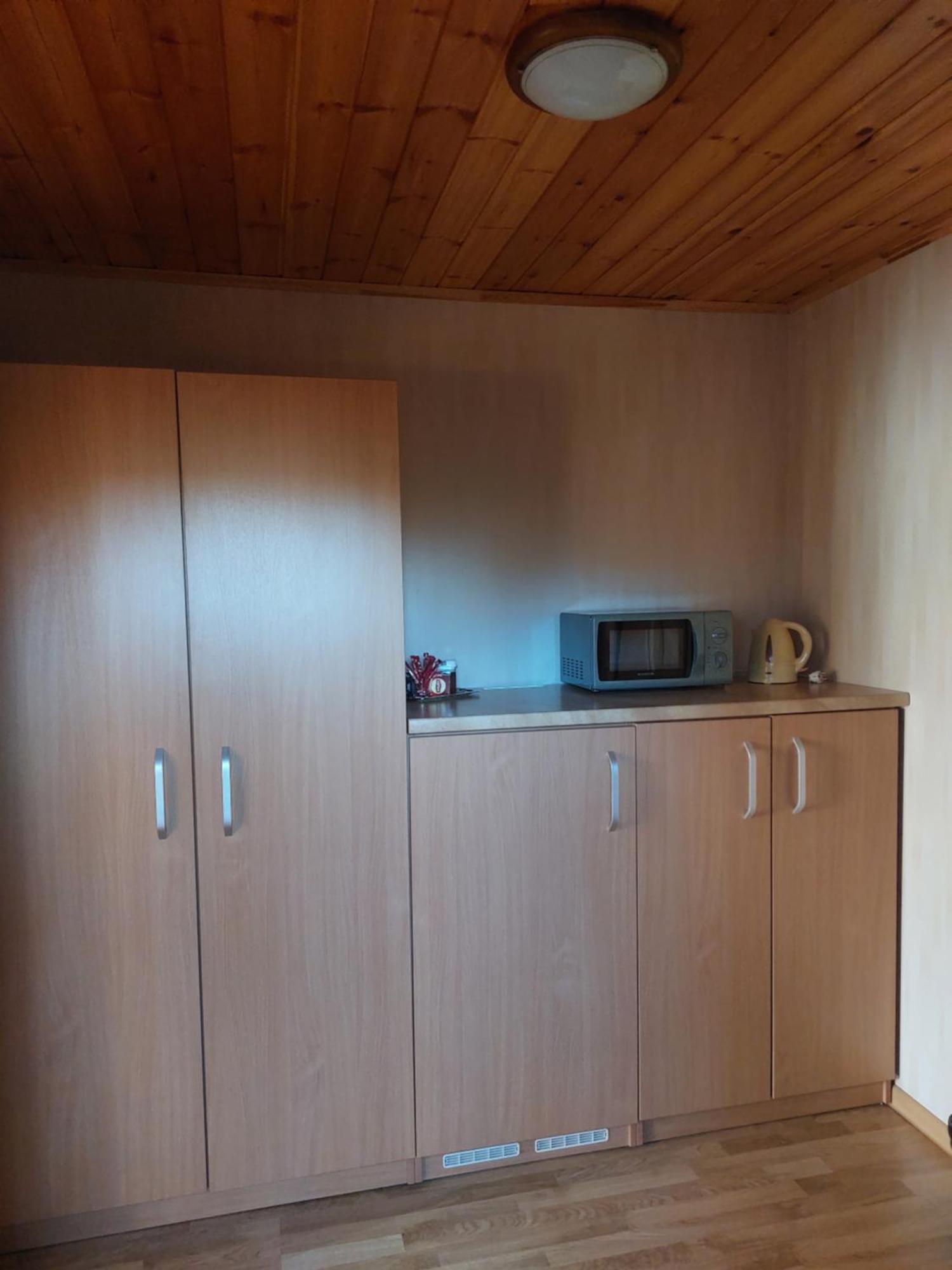 Asmonienes Sveciu Namai "Senoji Mokyklele" Hotel Smalininkai Kültér fotó