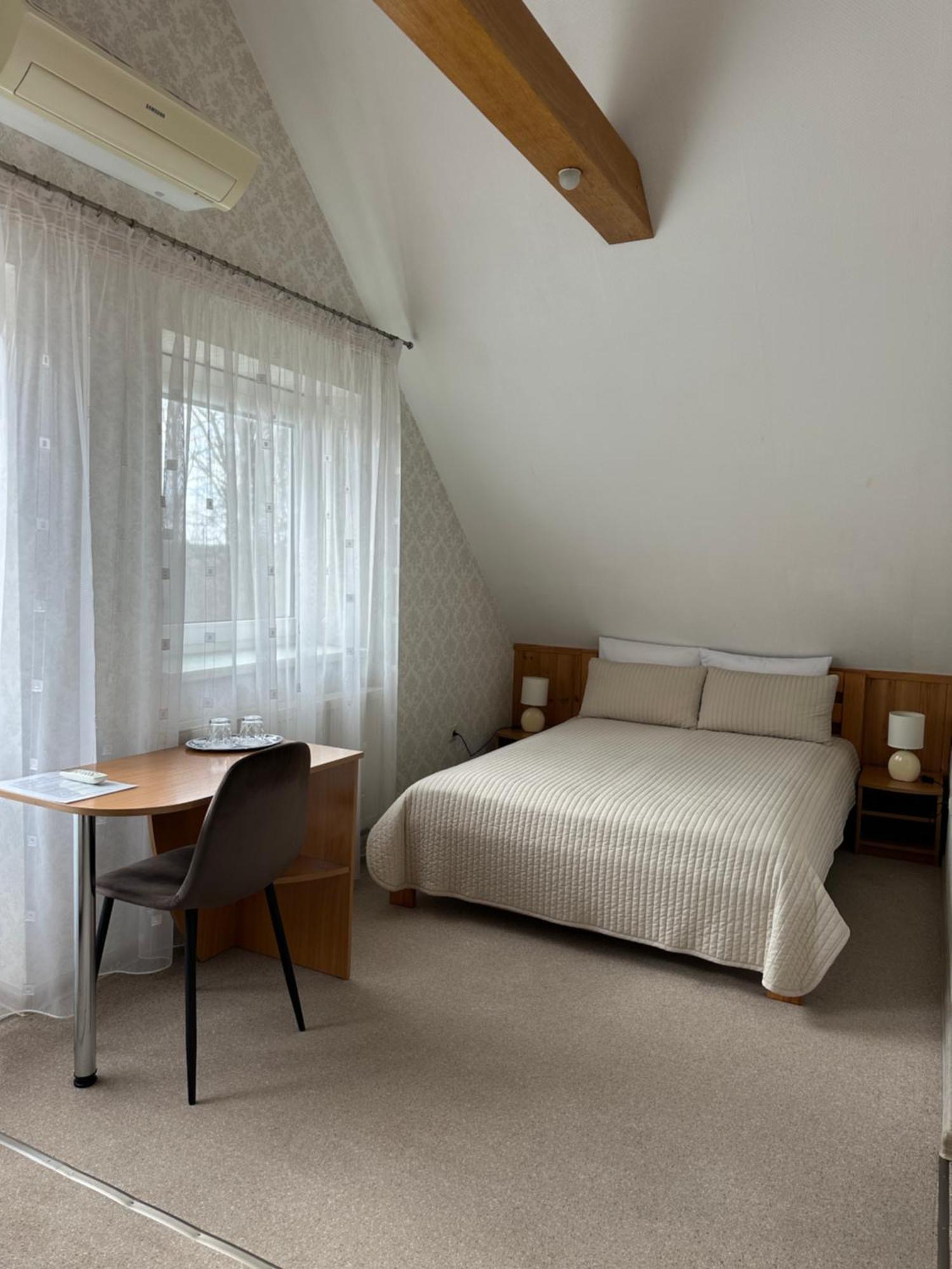 Asmonienes Sveciu Namai "Senoji Mokyklele" Hotel Smalininkai Kültér fotó