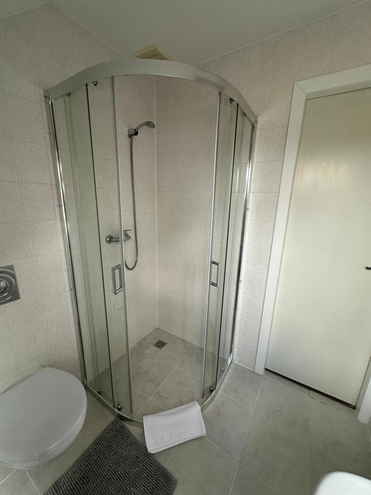 Asmonienes Sveciu Namai "Senoji Mokyklele" Hotel Smalininkai Kültér fotó