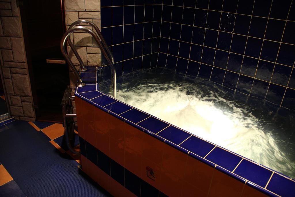 Asmonienes Sveciu Namai "Senoji Mokyklele" Hotel Smalininkai Kültér fotó